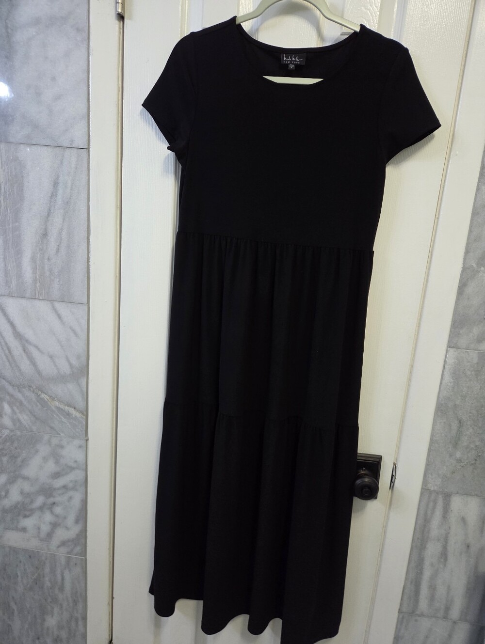 Nicole Miller Black Tiered Short-Sleeve Maxi Dress